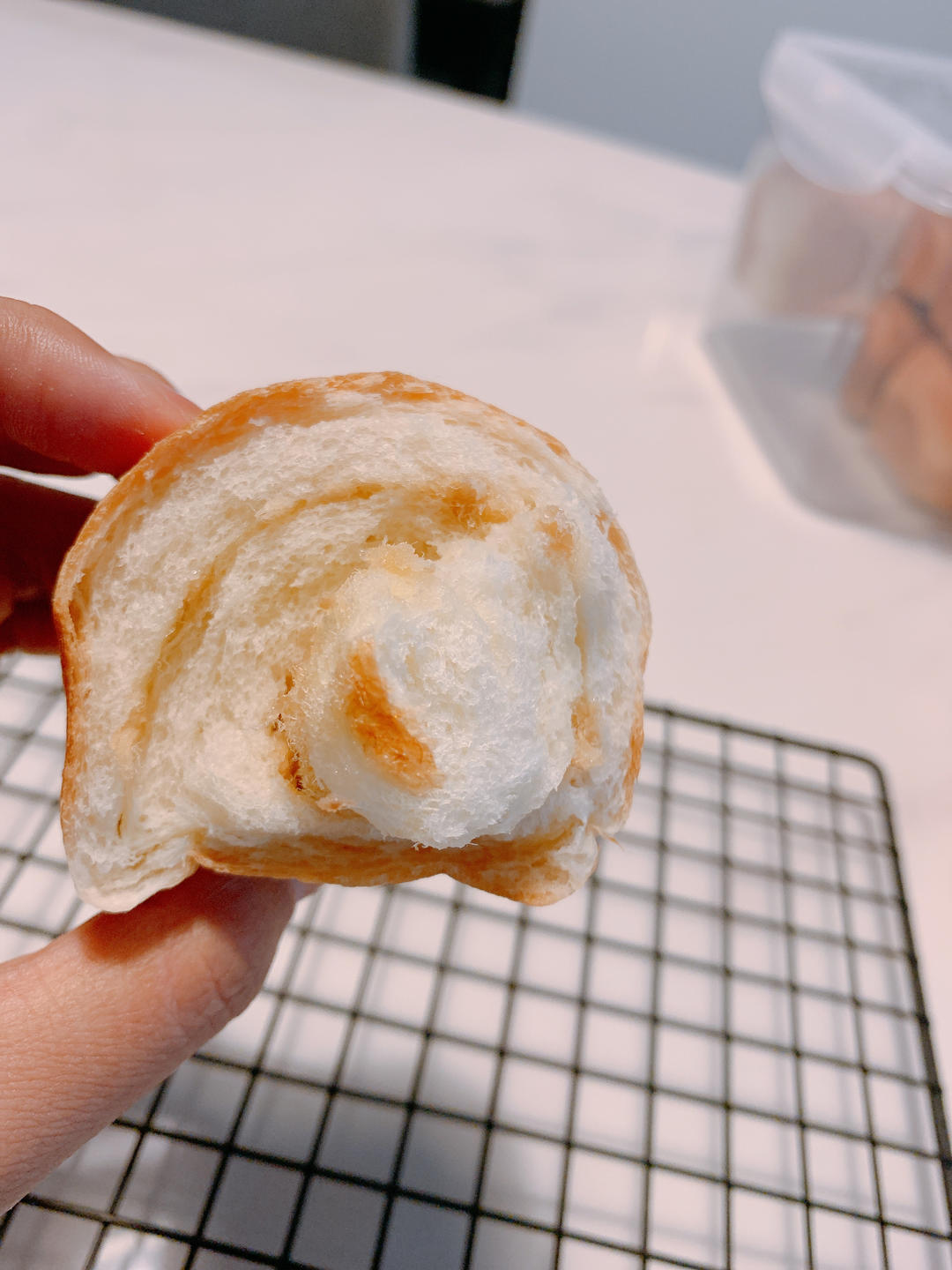 🥛超简单快手，柔软拉丝，一次发酵，牛奶小餐包