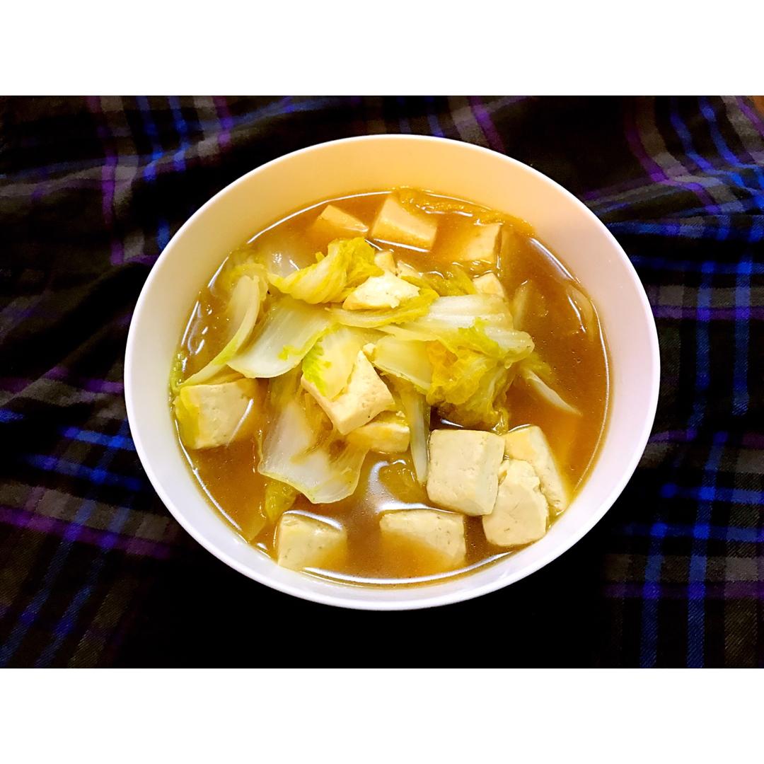 家常菜 白菜炖豆腐 会飞的小驴做的白菜炖豆腐