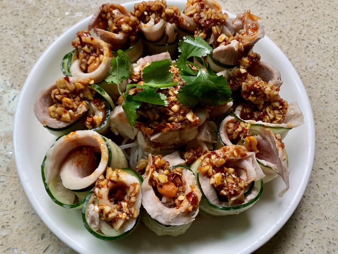 厨师长教你：“蒜泥白肉”的家常做法，看的口水直流