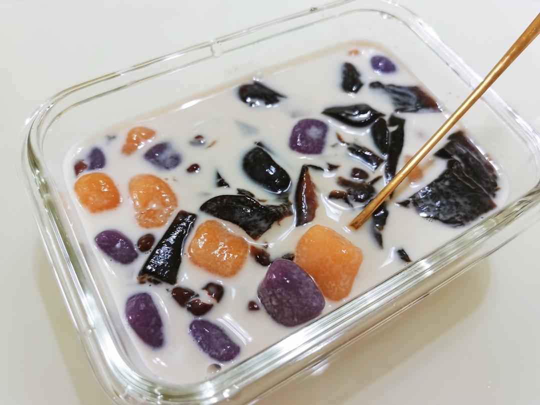 椰浆芒果西米露