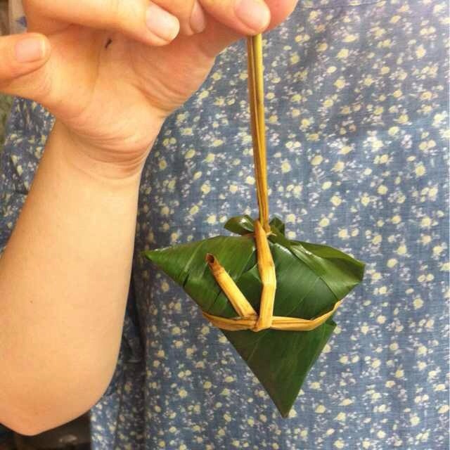 包粽子