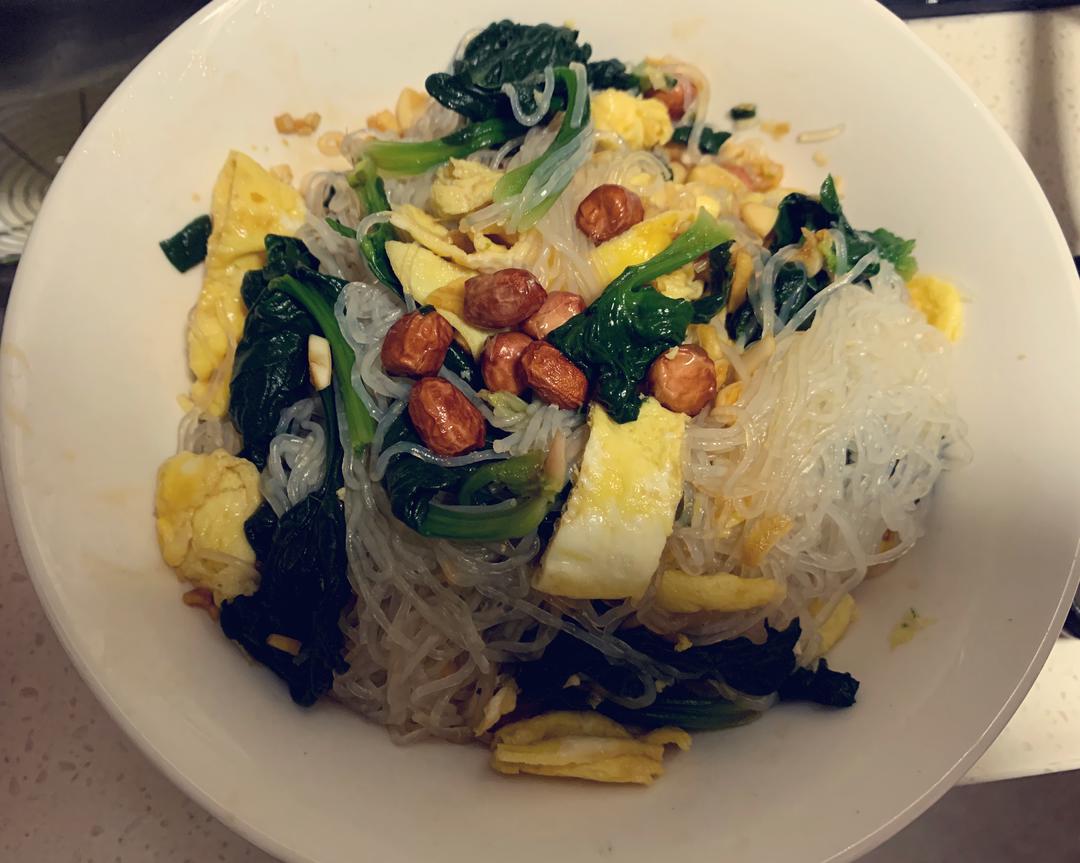 凉拌菠菜鸡蛋粉丝