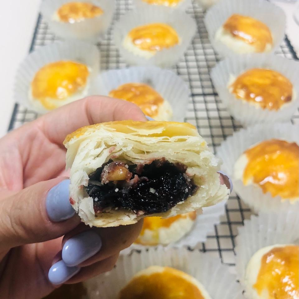 中式酥皮点心第六弹——香气扑鼻0差评的玫瑰鲜花饼，附玫瑰花酱的做法哦～