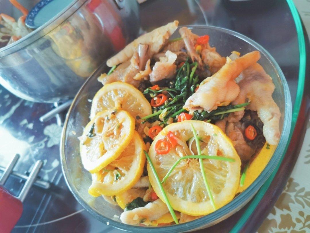 【酸辣无骨凤爪】