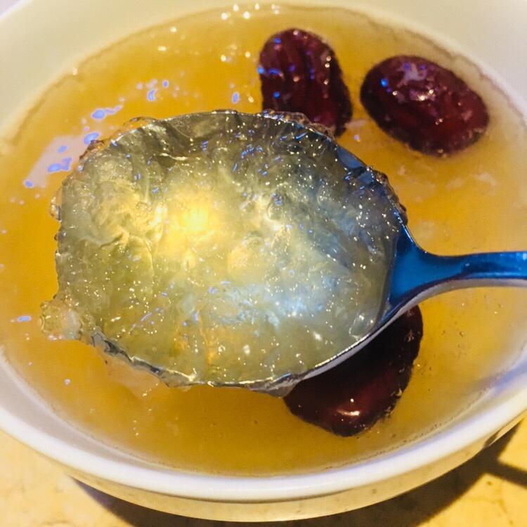 卖破烂的老太太做的冰糖红枣炖燕窝
