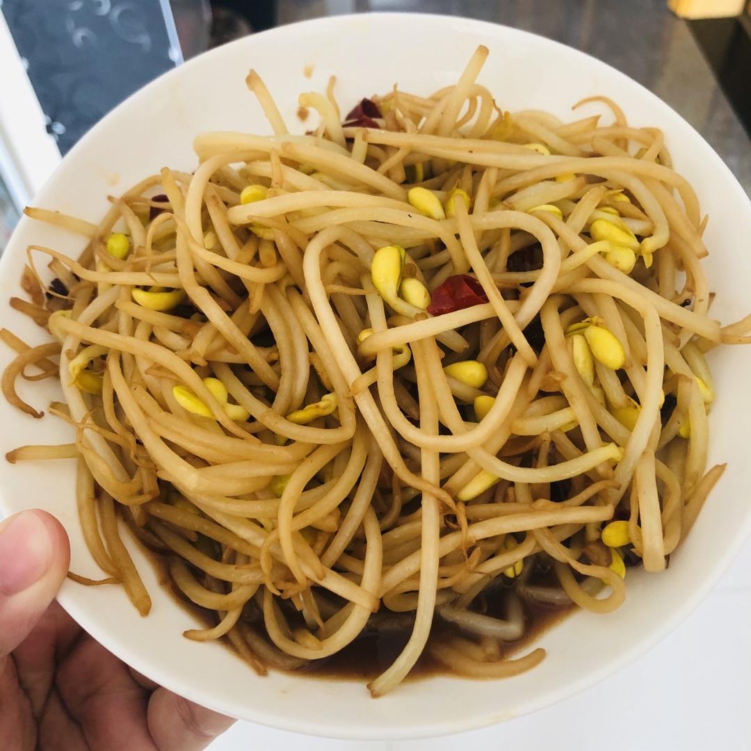 好吃的炒豆芽