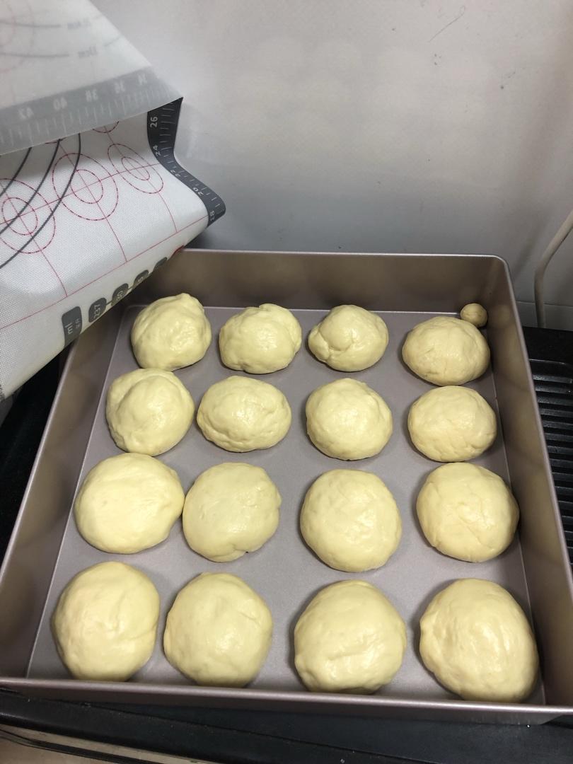 🥛超简单快手，柔软拉丝，一次发酵，牛奶小餐包