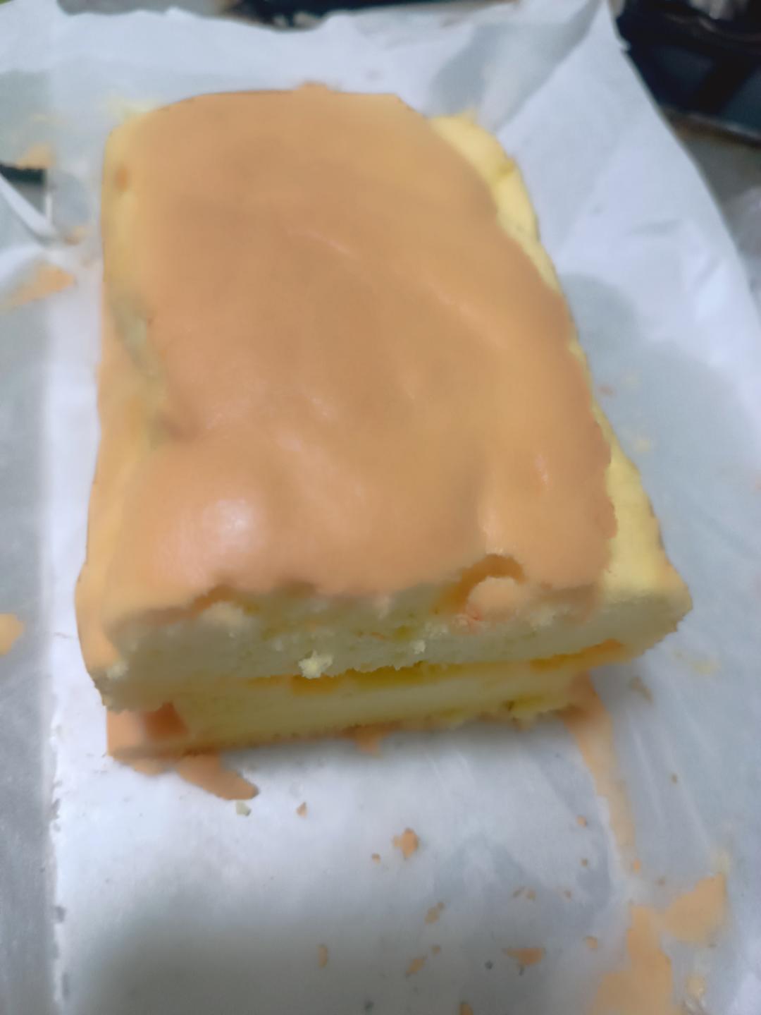堪比柯基屁股
爆浆芝士🧀古早蛋糕