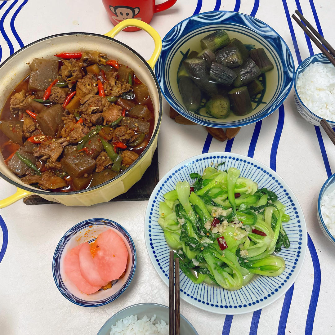 传统正宗的啤酒鸭配方和做法，鲜嫩香浓，只需炒千万不要焯水