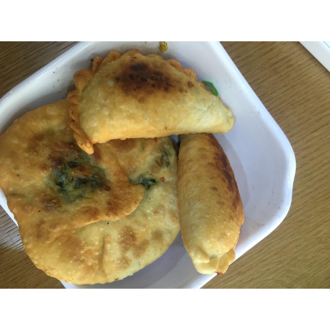 薄皮韭菜饼