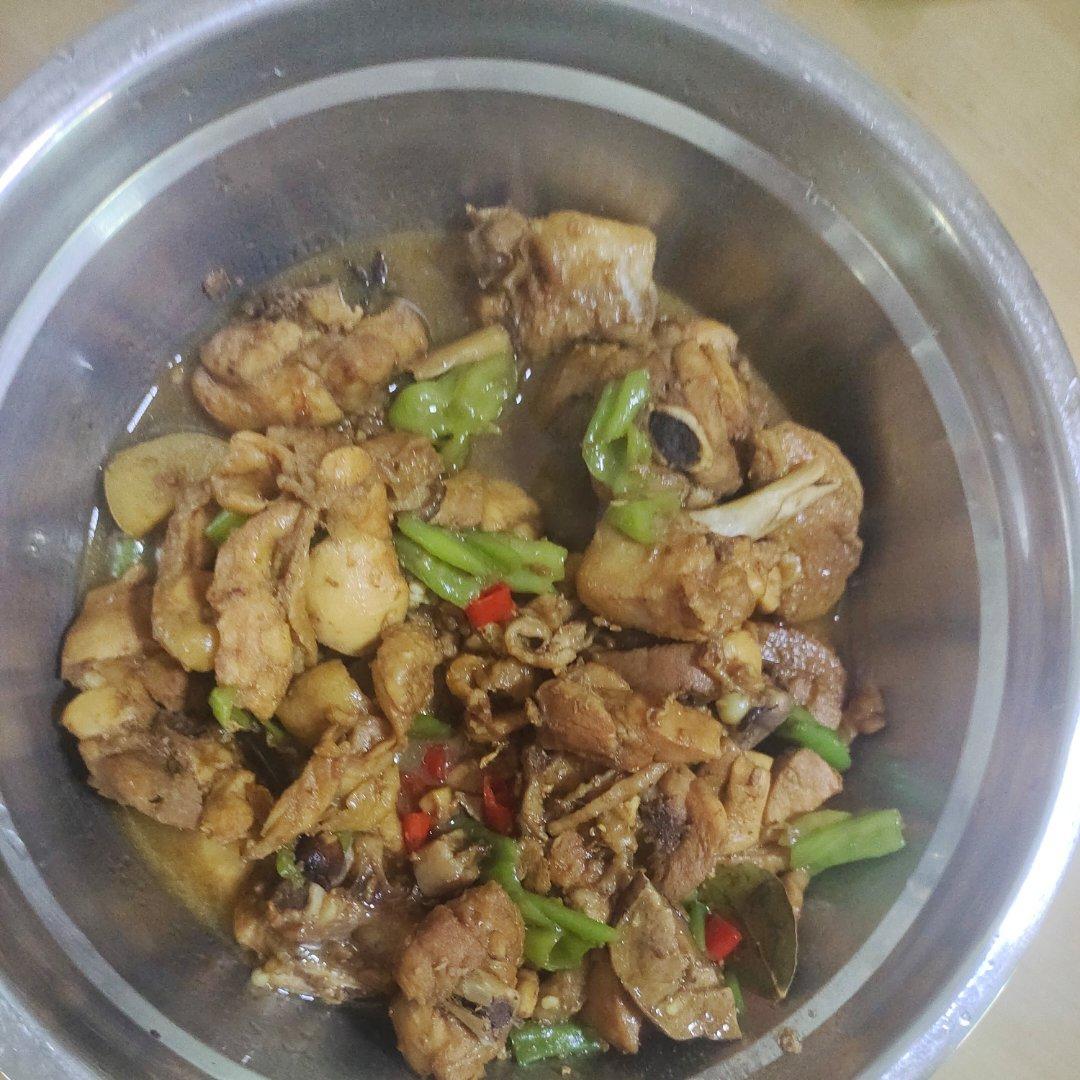 【国民料理｜黄焖鸡】