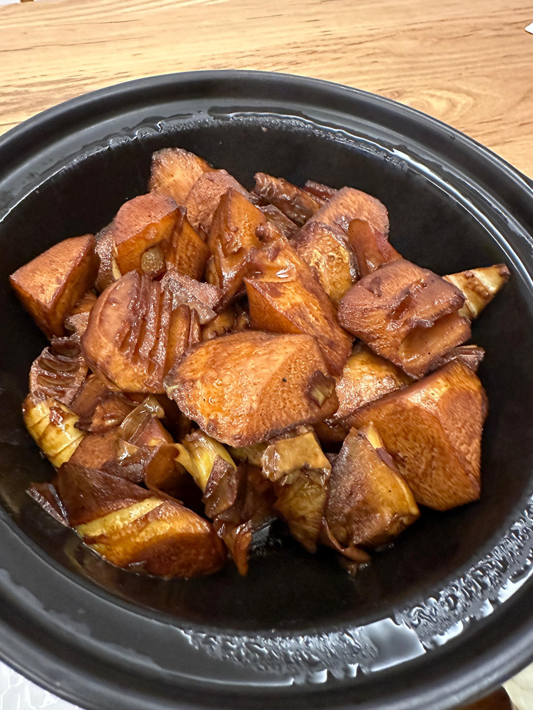 不踩雷的春天味道：
油焖笋