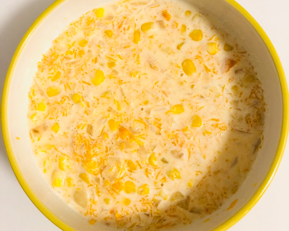 南瓜牛奶玉米羹（低卡暖胃晚餐）的做法