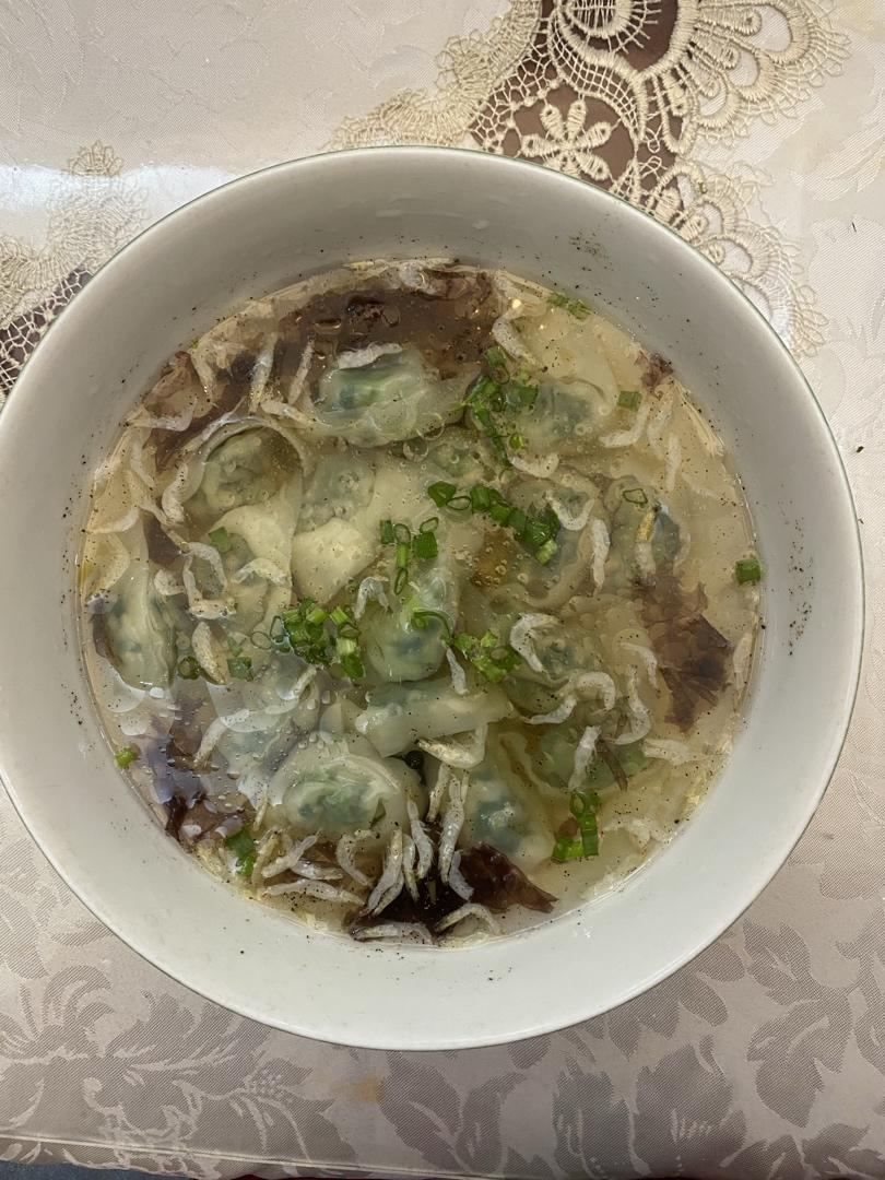 上海荠菜大馄饨