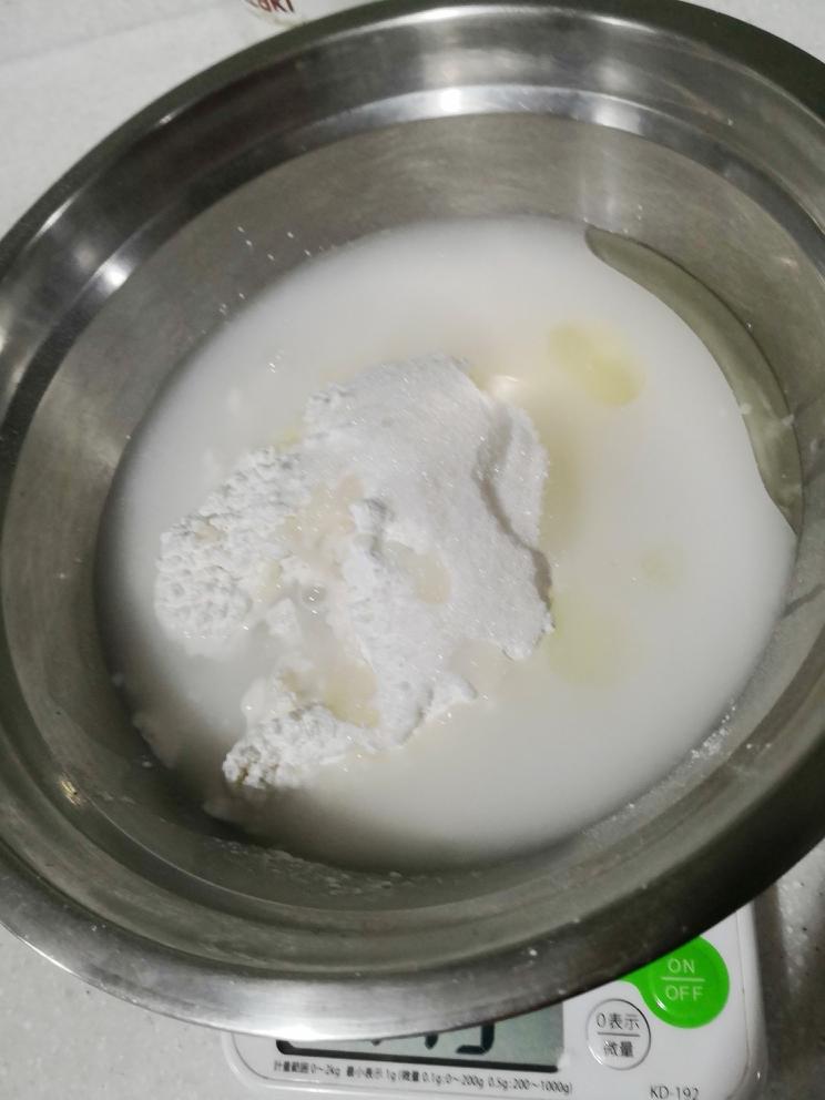 纯奶手撕吐司的做法 步骤1