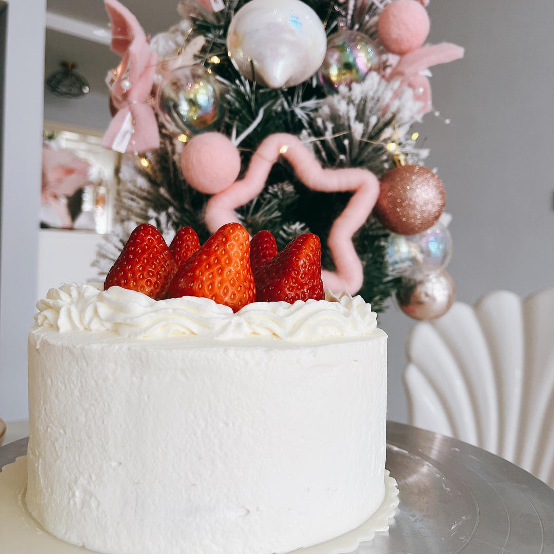 《Tinrry+》超经典的日式草莓奶油蛋糕 2.0版本（6寸配方）