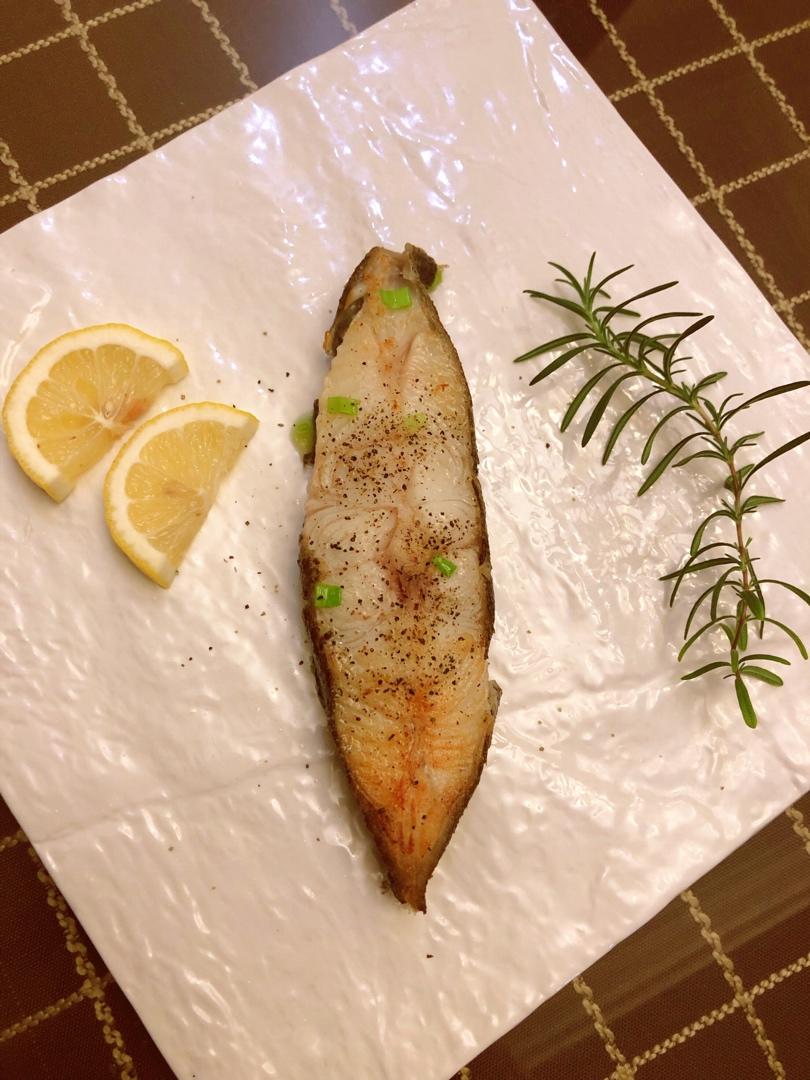 香煎柠檬银鳕鱼