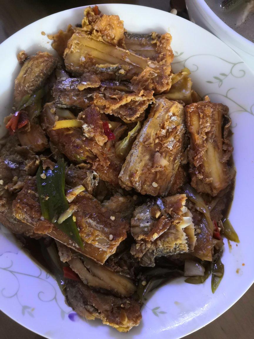 红烧带鱼