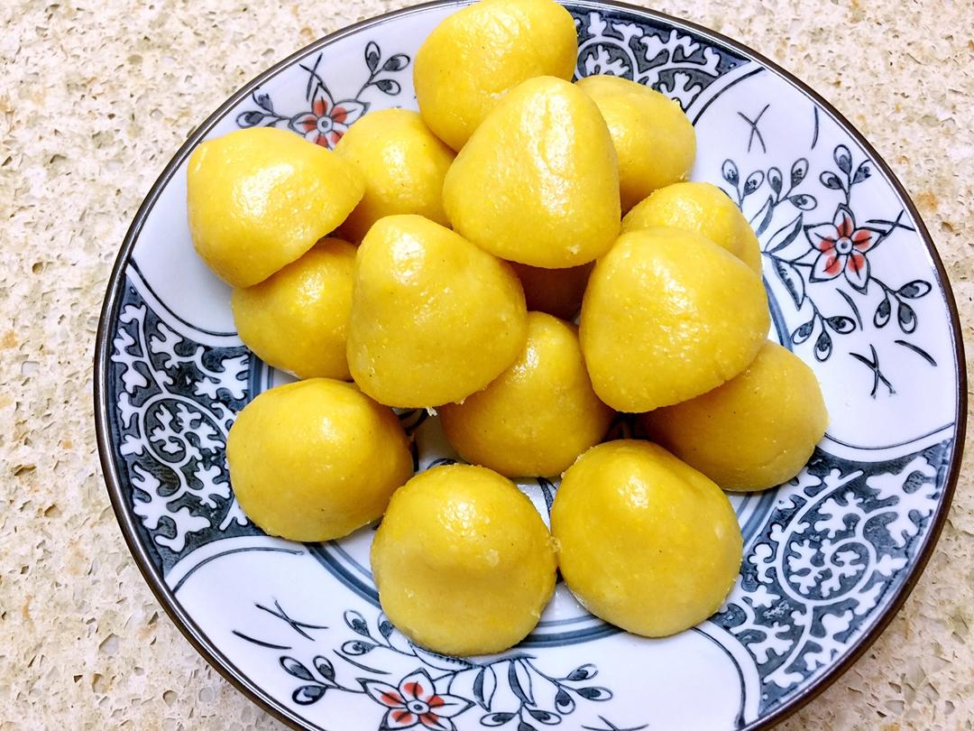 奶香糯米窝窝头