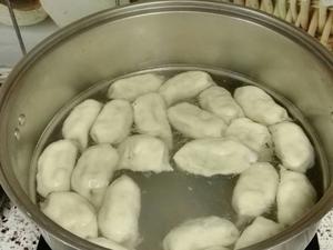 香菇玉米猪肉水饺的做法 步骤4