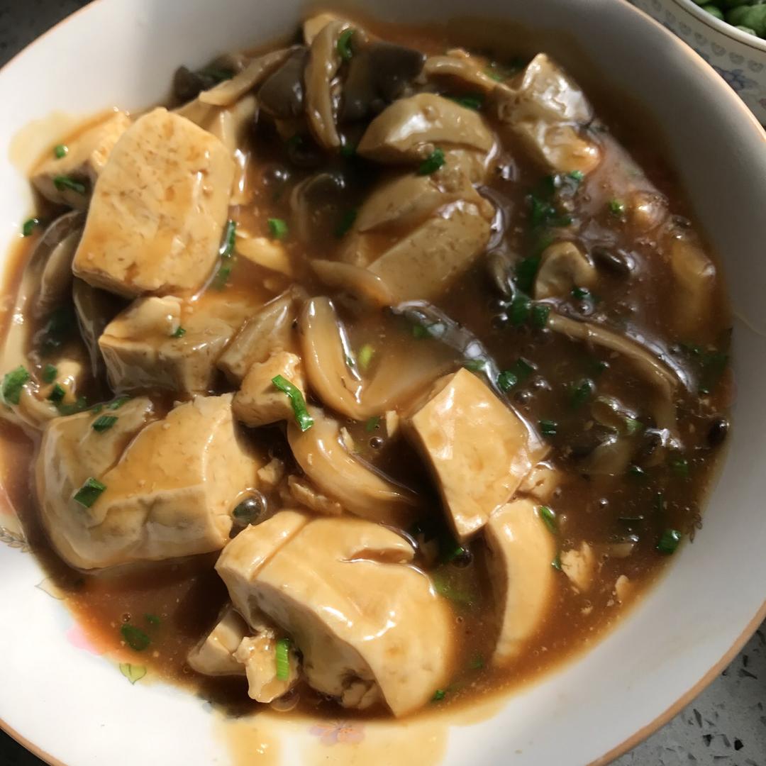 平菇烧豆腐