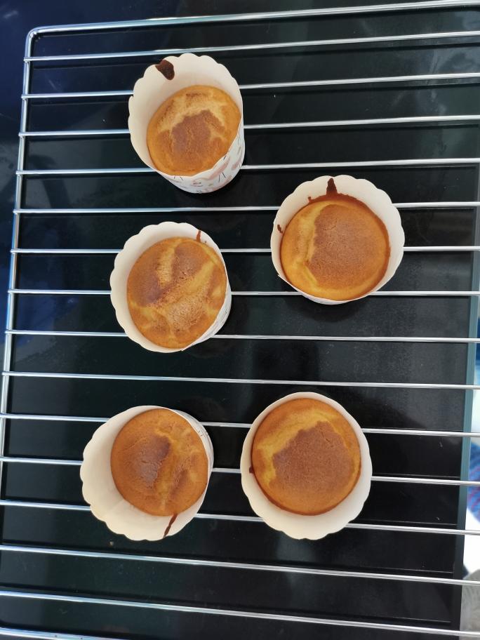 自制纸杯蛋糕的做法