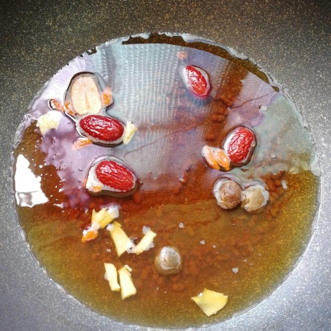 超简单驱寒暖宫红枣姜糖水