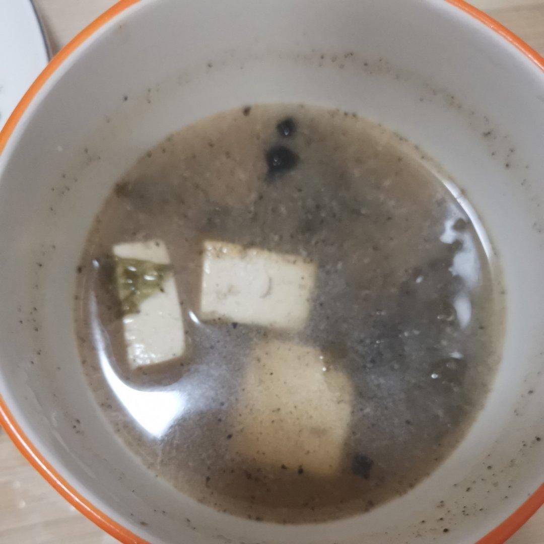紫菜豆腐汤