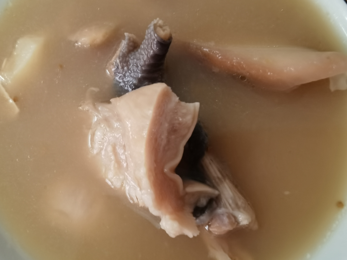腐竹福果猪肚汤的做法