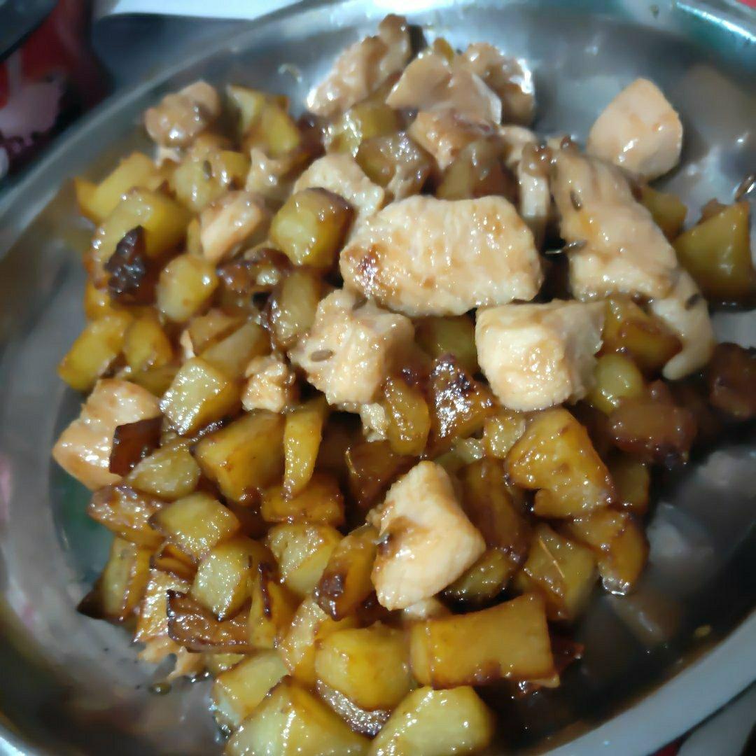 一道怎么做都好吃的干煎土豆鸡丁（红烧，咖喱，椒盐，孜然）