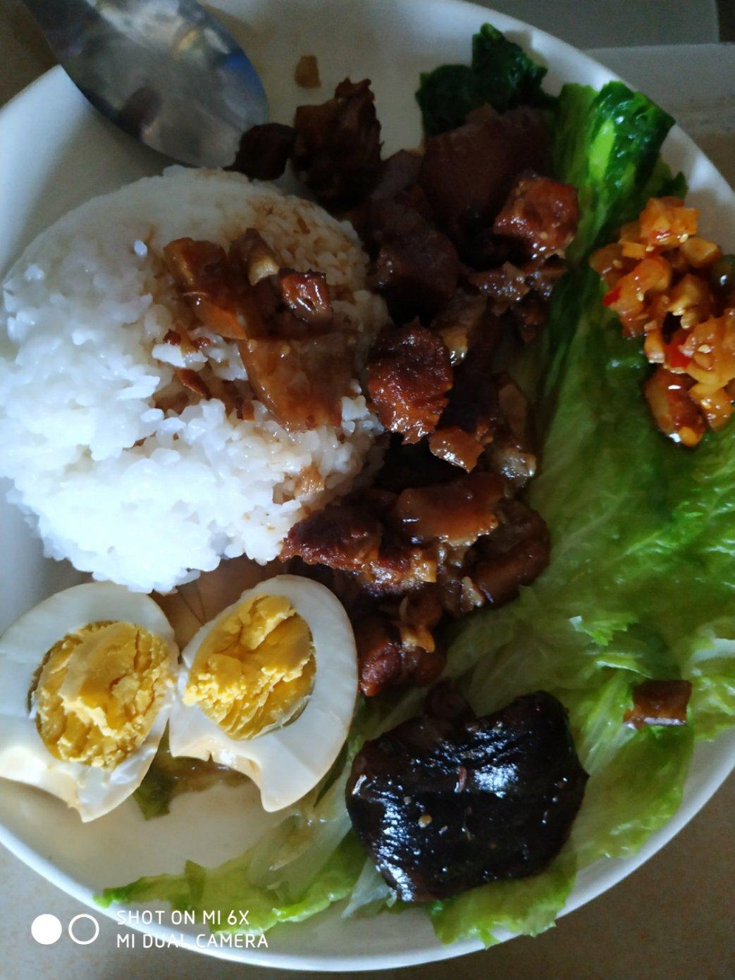 台式卤肉饭