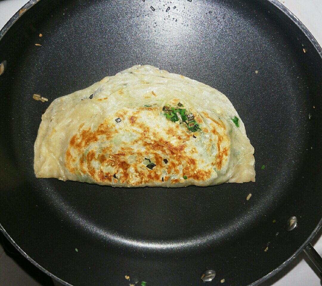 韭菜鸡蛋菜盒