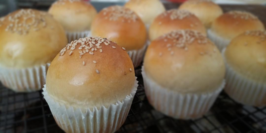 牛奶红豆小餐包