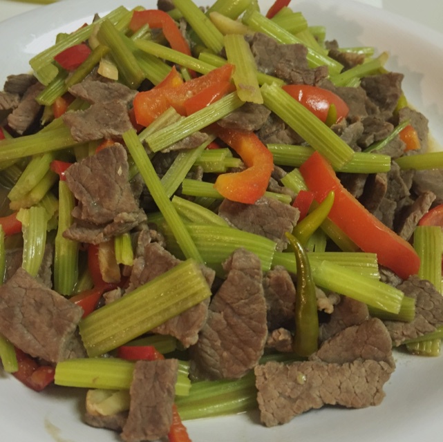泡椒芹菜牛肉丝
