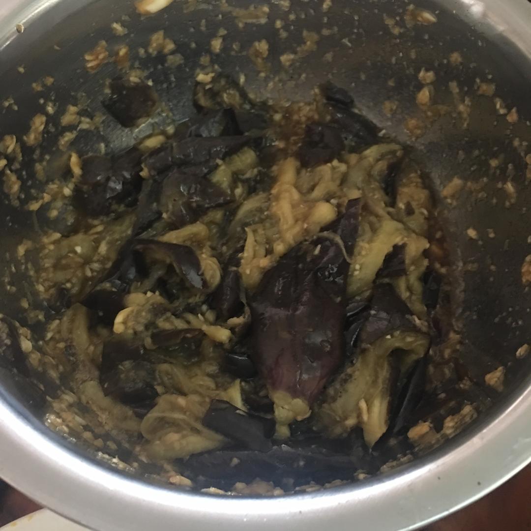 蒜泥手撕茄子