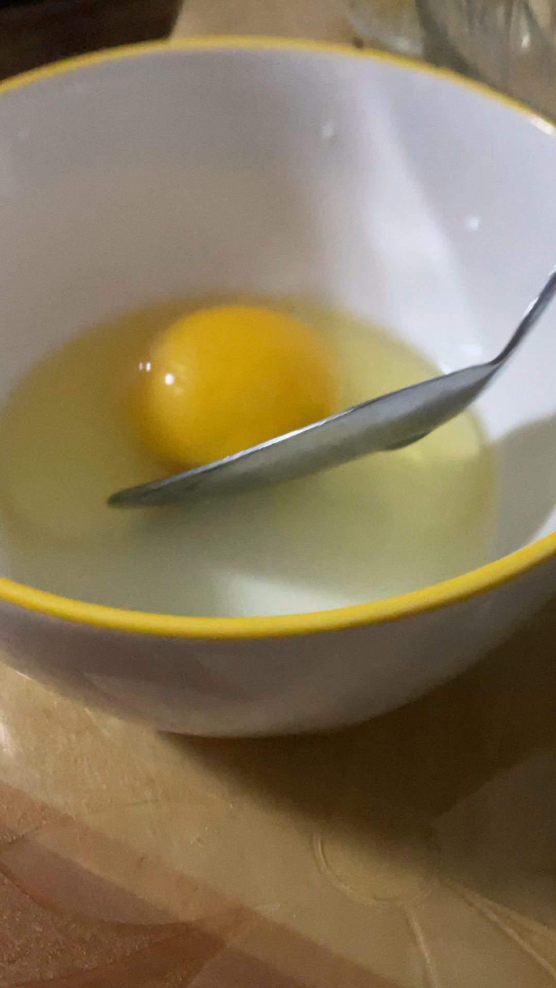 小鹦鹉的蛋小米（炒制）的做法 步骤1