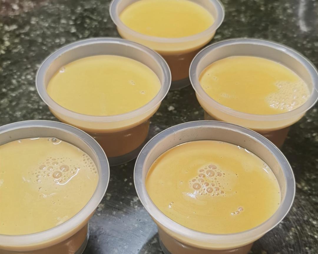 Emojoie的焦糖奶冻的做法