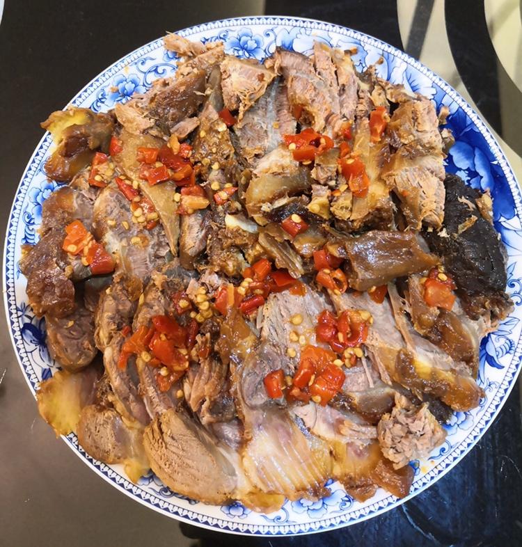 年夜菜经典：发财就手 | 吃不腻的金钱红烧猪肘