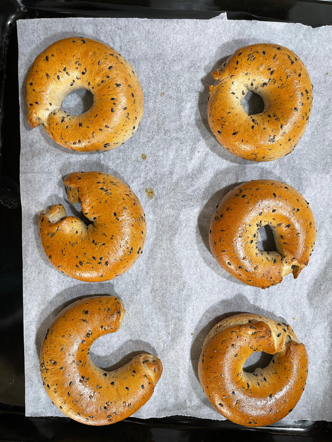 黑芝麻全麦贝果