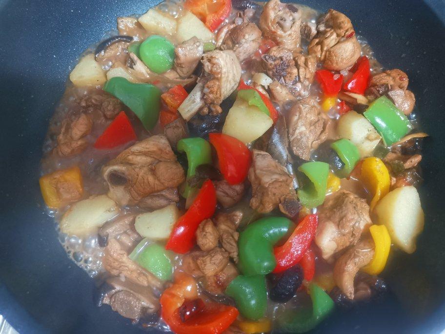 好吃好做懒人餐—黄焖鸡米饭