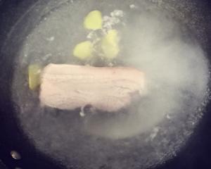 干煸豆角回锅肉的做法 步骤2