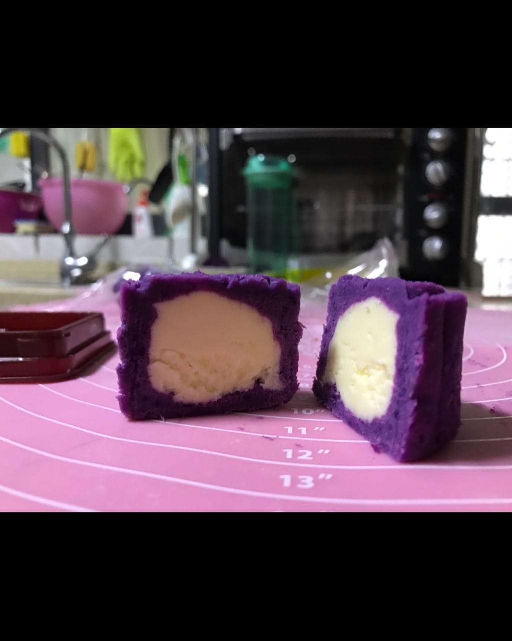 紫薯乳酪月饼