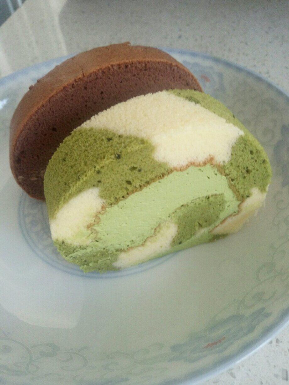 清新抹茶双色蛋糕卷