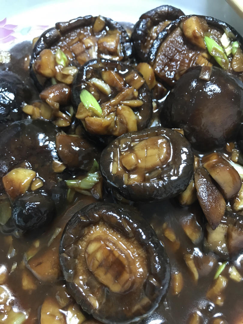 鲜嫩多汁，比鲍鱼还好吃红烧香菇