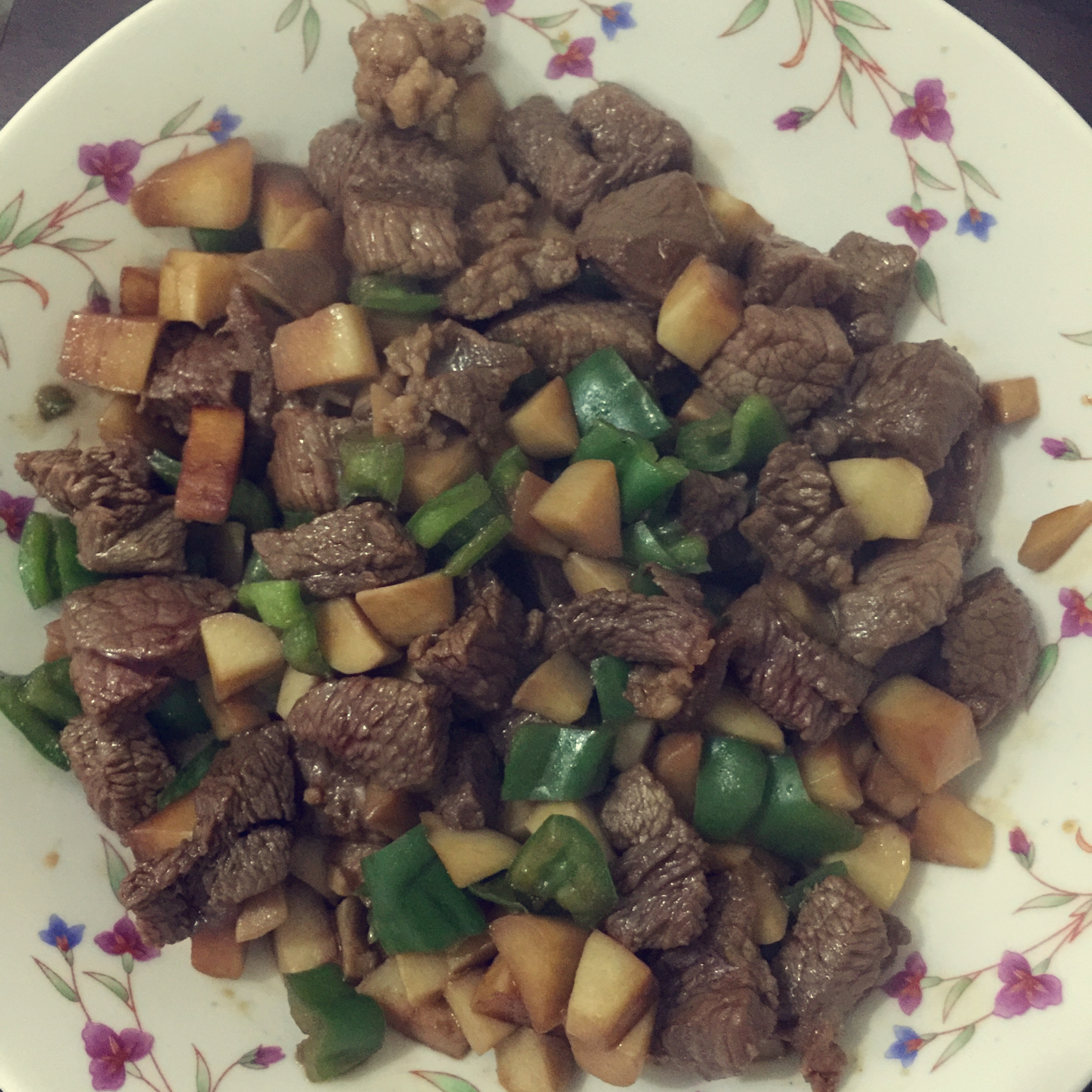 黑椒杏鲍菇牛肉粒