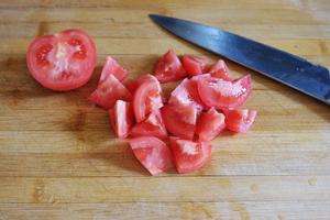 酒香番茄土豆炖牛肉的做法 步骤3