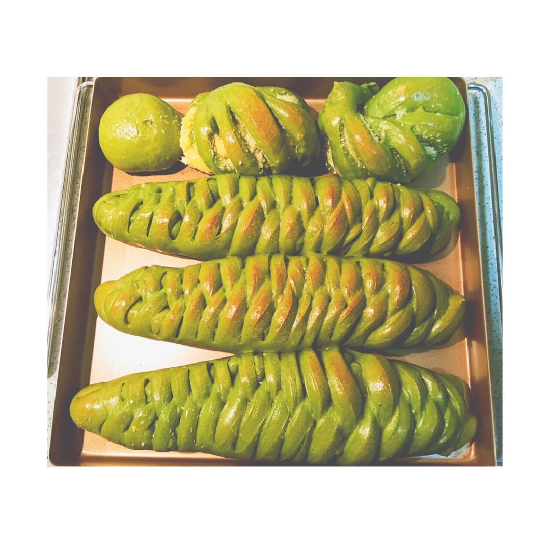 抹茶红豆面包