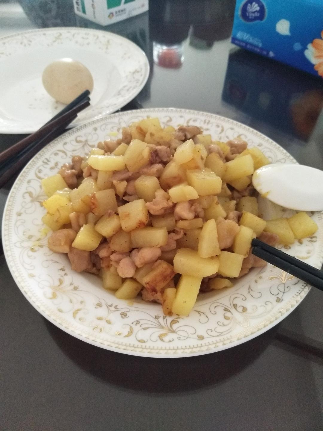 一道怎么做都好吃的干煎土豆鸡丁（红烧，咖喱，椒盐，孜然）