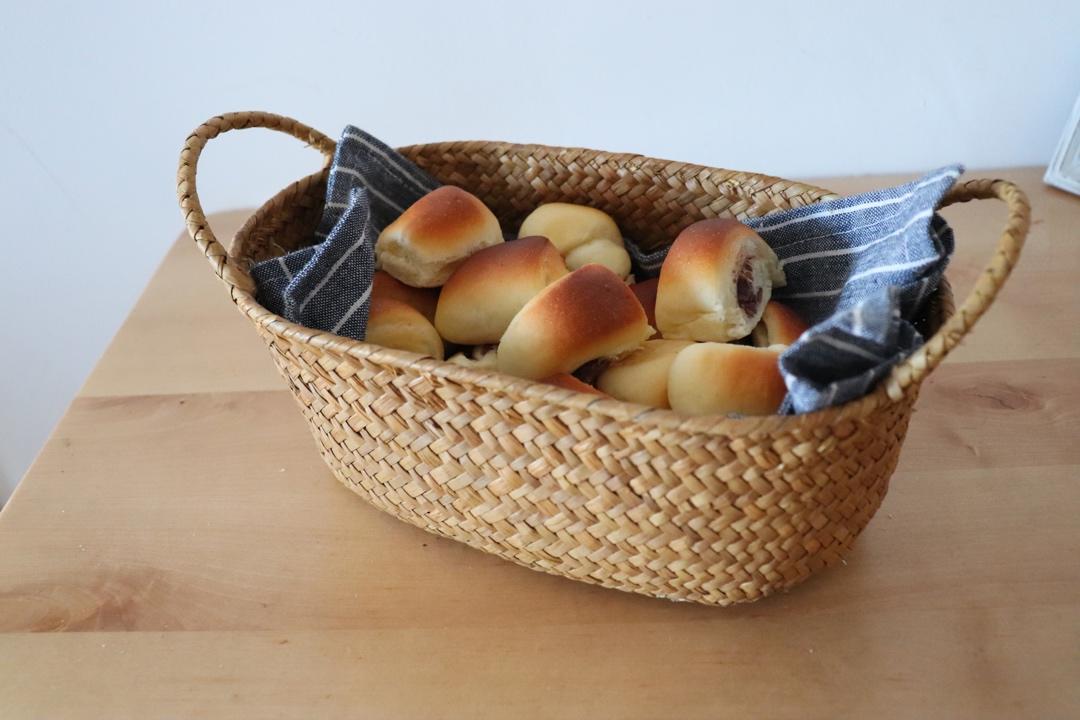 奶香红豆小面包