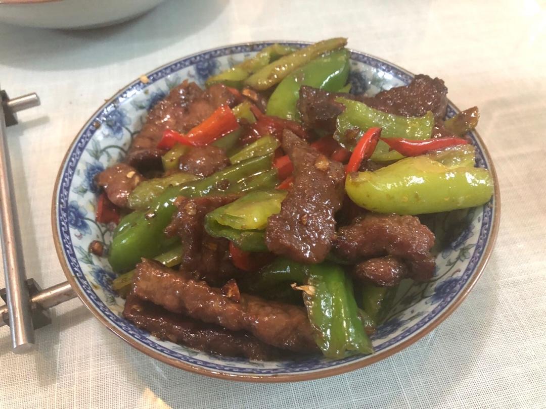 杭椒炒牛柳